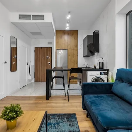 Business - Air Conditioning, 10th Floor, View, Balcony - By Rentujemy Apartman Varsó