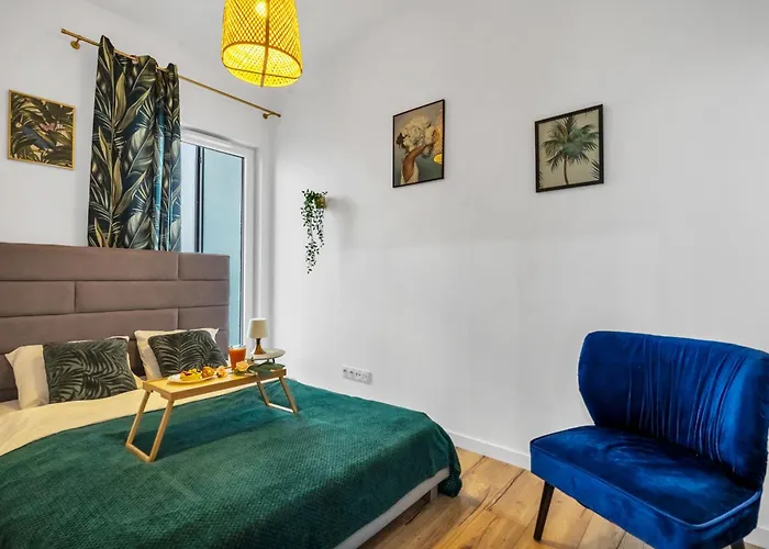 Business - Air Conditioning, 10th Floor, View, Balcony - By Rentujemy