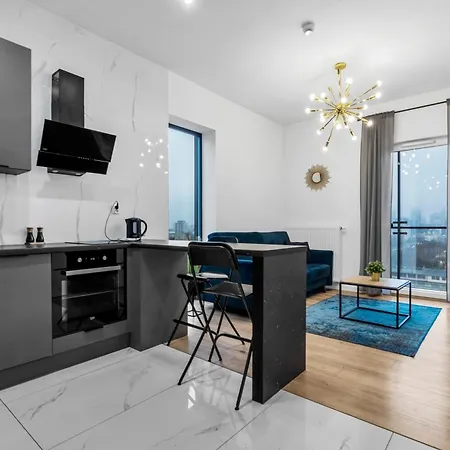 Apartament Business - Air Conditioning, 10th Floor, View, Balcony - By Rentujemy *