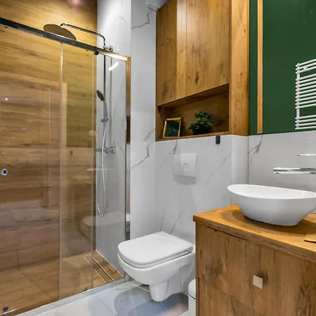 Apartament Business - Air Conditioning, 10th Floor, View, Balcony - By Rentujemy *